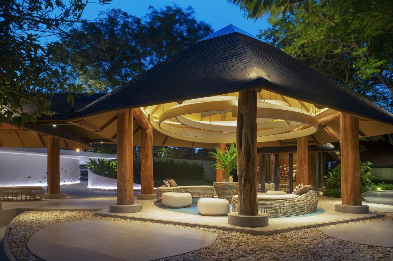 Mercure Rayong Lomtalay Villas & Resort Маэ-Пим Экстерьер фото